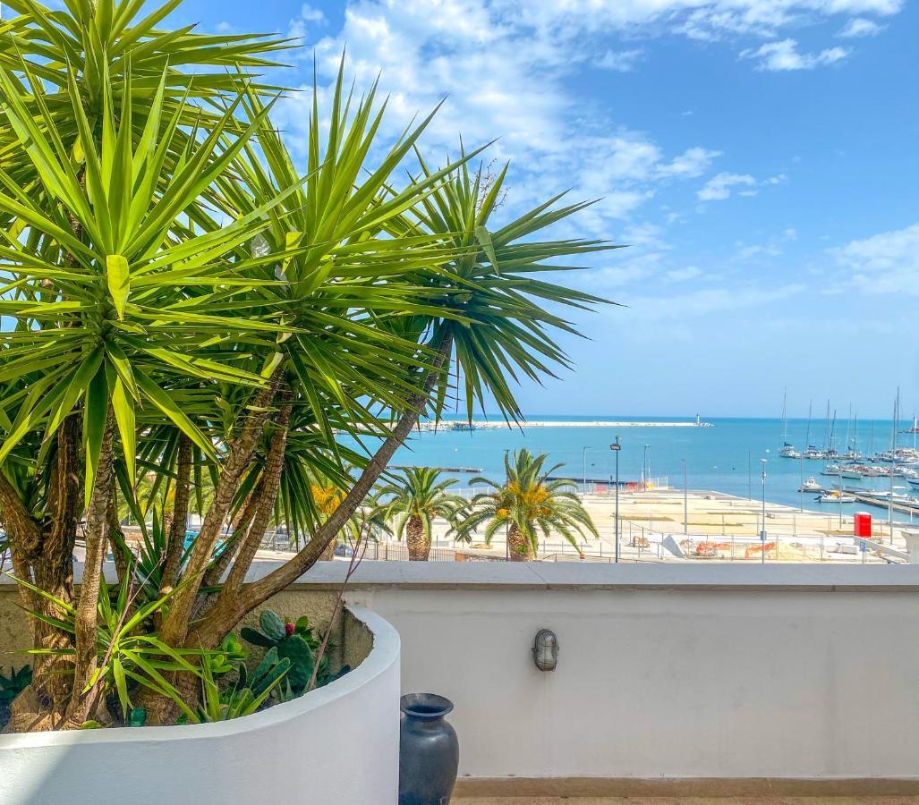 Terrazza Diomede- Manfredi Homes & Villas Manfredonia Eksteriør bilde